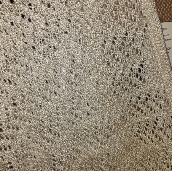 Bebe gold metallic keyhole back sweater - Picture 7 of 11